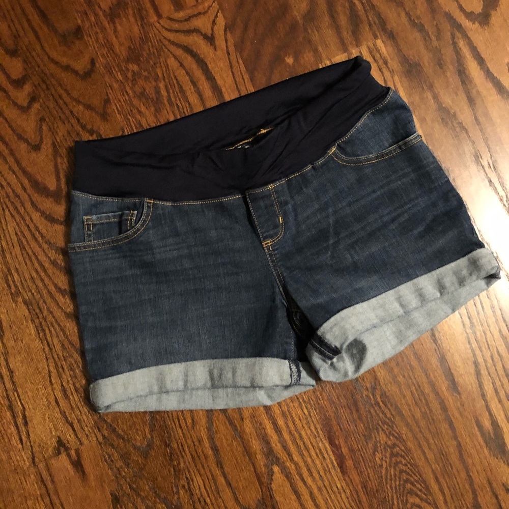 Xs Liz Lange maternity jean shorts denim